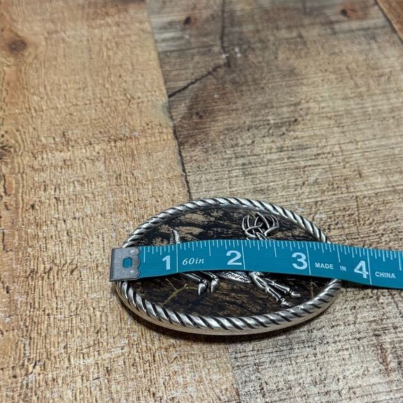 Running Jumping Deer in Nature Vintage Nocona Belt Buckle W/  camouflage backing - Picture 2 of 10